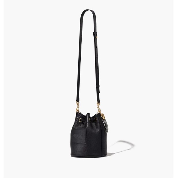 Marc Jacobs Small leather bucket bag - Picture 2 of 5
